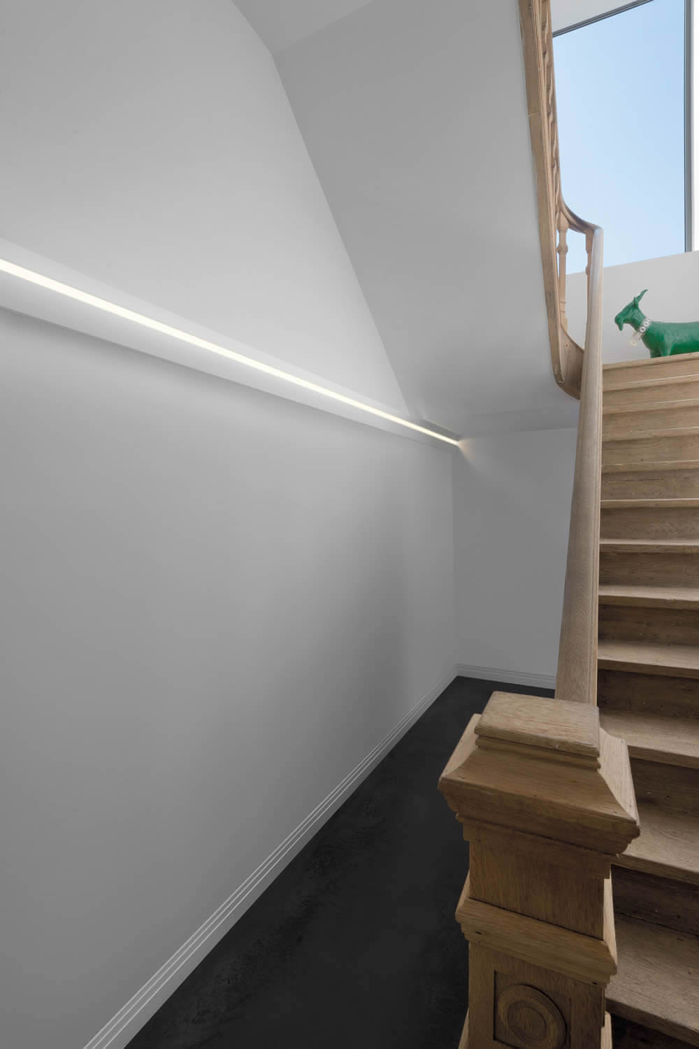 Deckenleiste C380 Orac Decor L3 Linear LED Lightning